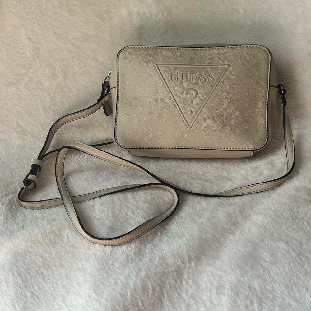 💎Guess Crossbody bag💎